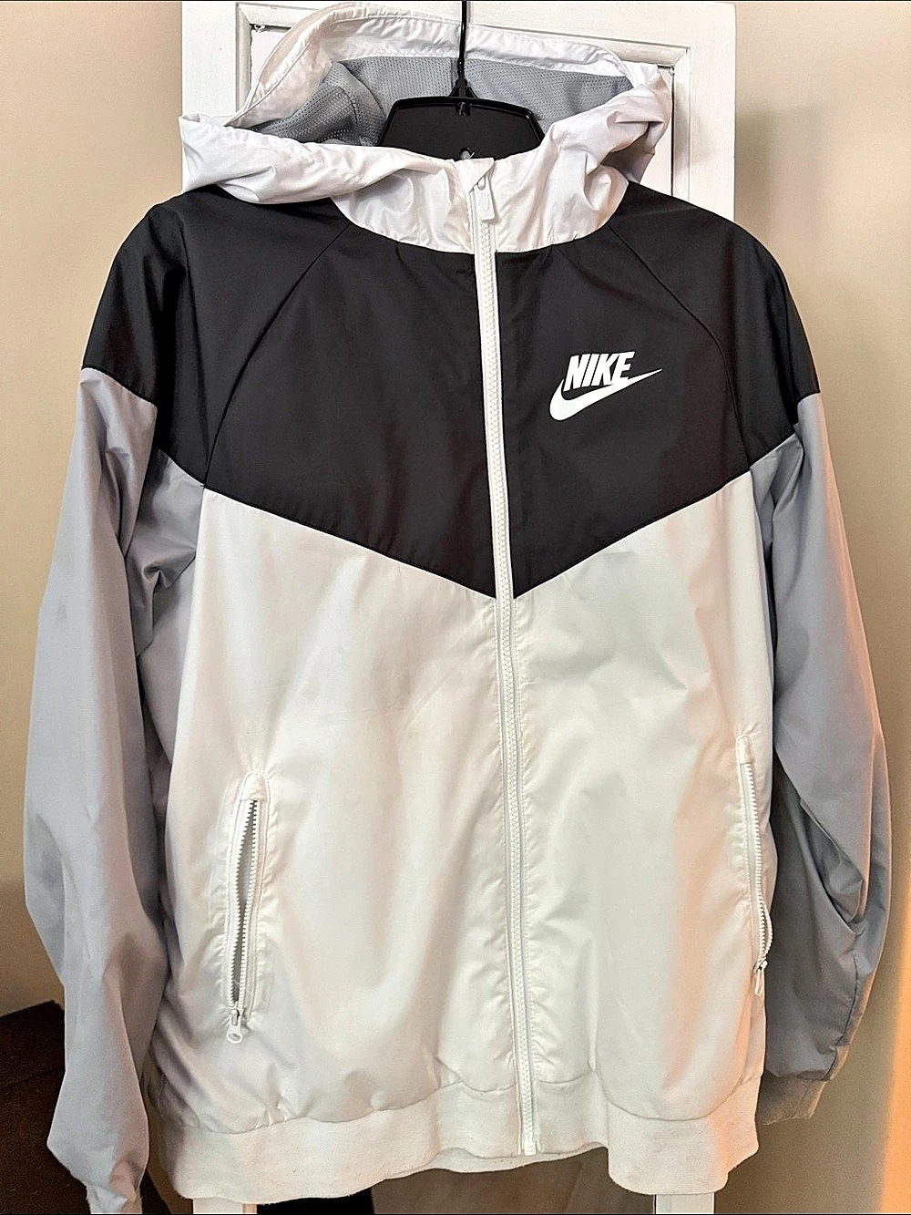 Nike Sportswear Windrunner Hooded Jacket Color Block Windbreaker boys XL Like Ne